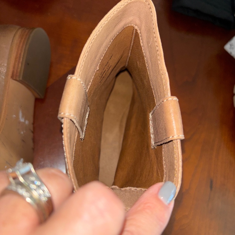 Frye Veronica Short Pull-On Boots • Ash Tan Leather • Women’s 9.5 - Picture 8 of 12